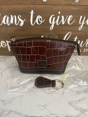Vintage Brown Crocodile-Embossed Cosmetic Bag + Matching Keychain